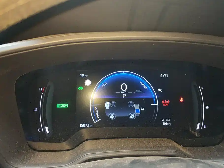 Toyota Corolla Cross — фото 14