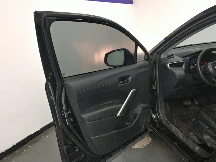 Toyota Corolla Cross — фото 7