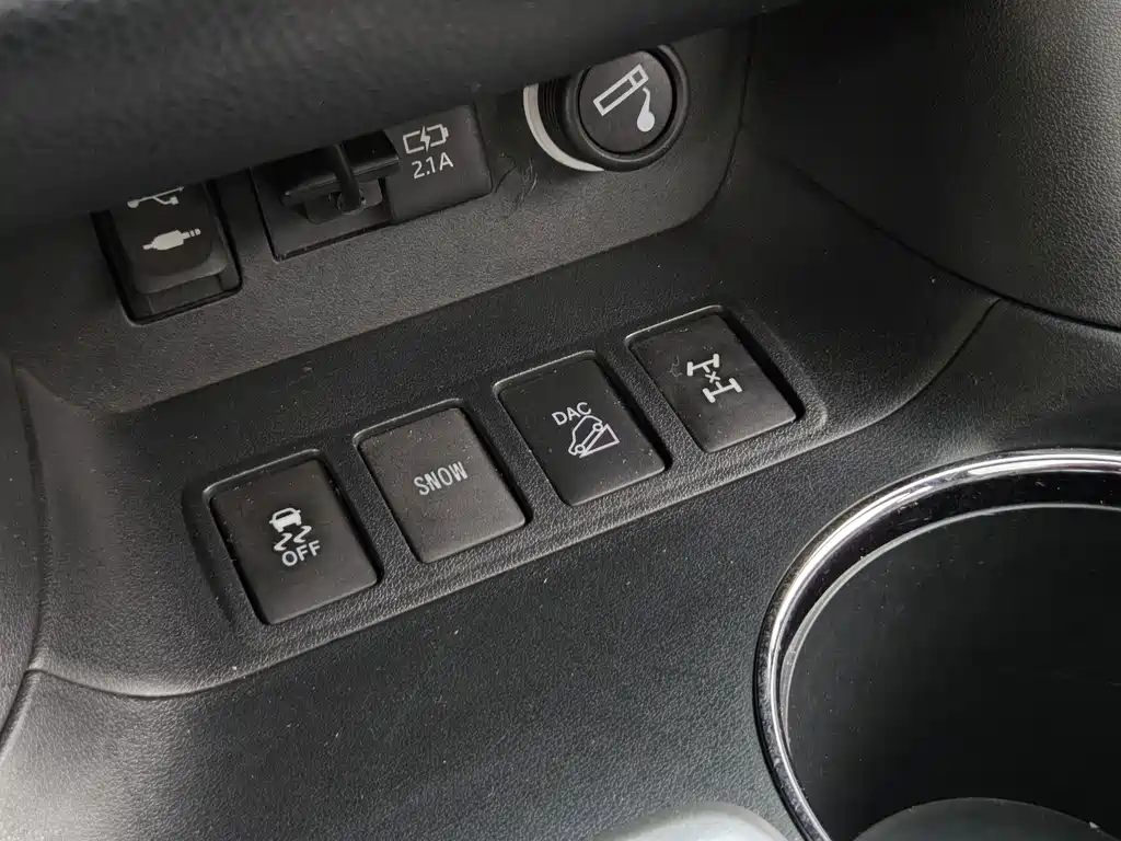 Toyota Highlander — фото 13