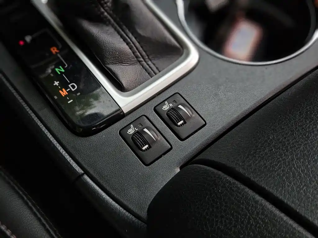Toyota Highlander — фото 14