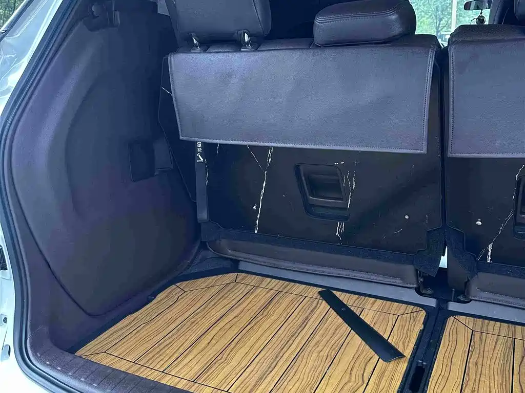 Toyota Sienna — фото 33