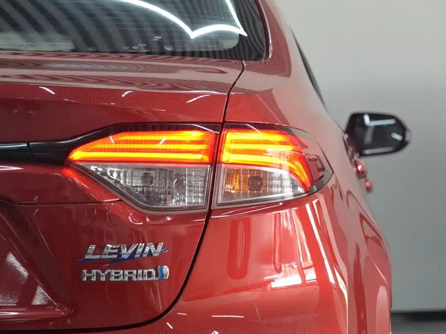 Toyota Levin — фото 17