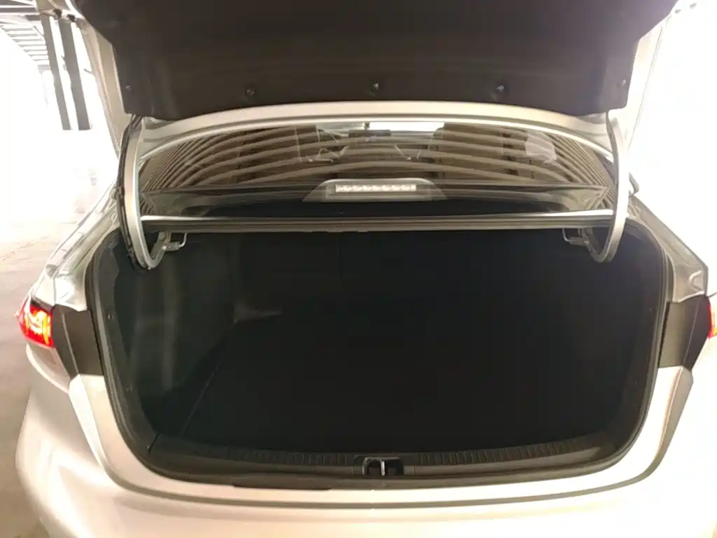 Toyota Levin — фото 19