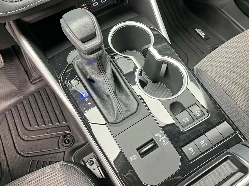 Toyota Highlander — фото 20