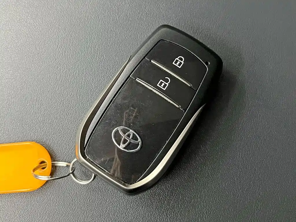 Toyota Highlander — фото 21