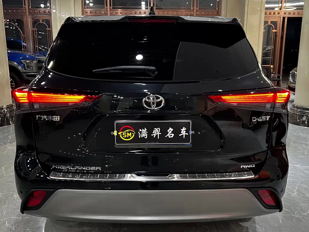 Toyota Highlander — фото 5