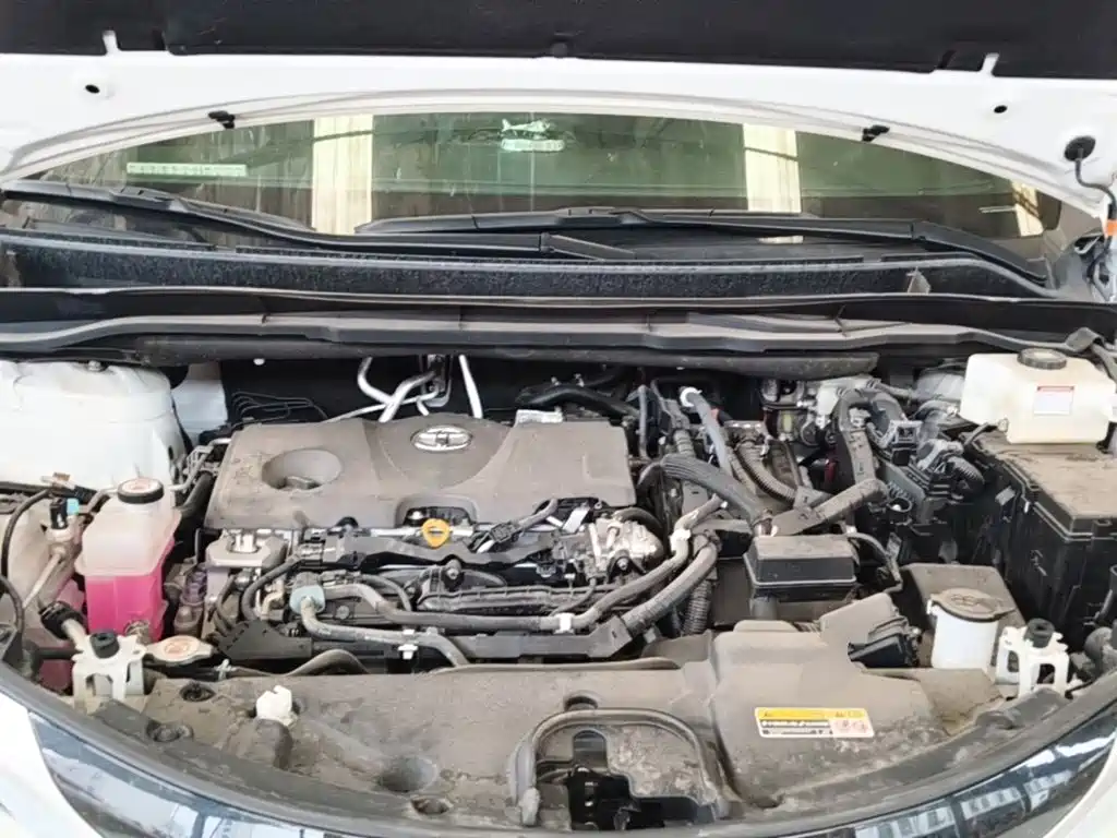 Toyota Granvia — фото 20