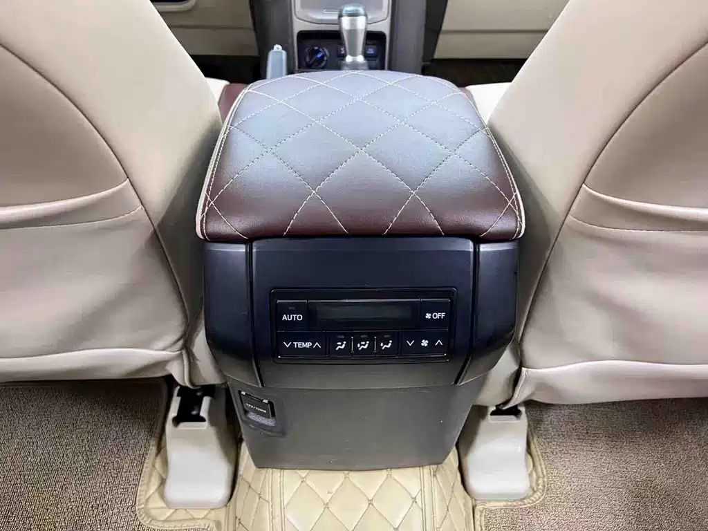 Toyota Prado (Import) — фото 14