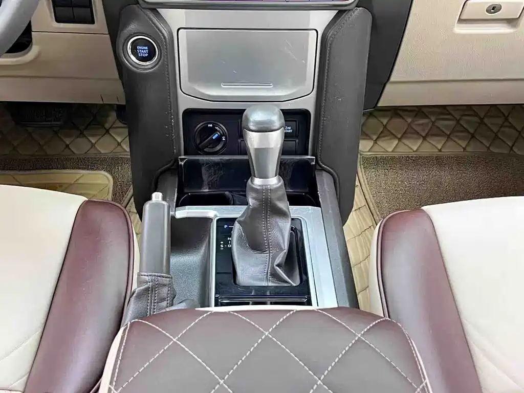 Toyota Prado (Import) — фото 19