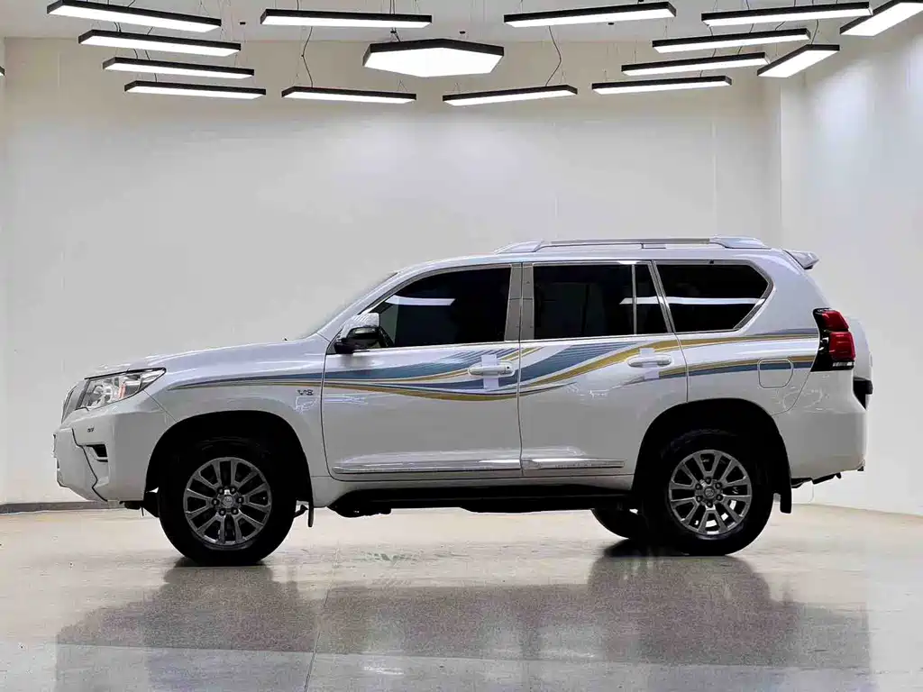 Toyota Prado (Import) — фото 4