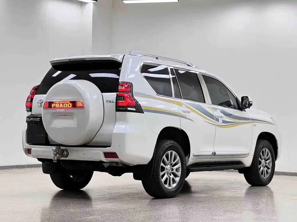 Toyota Prado (Import) — фото 32
