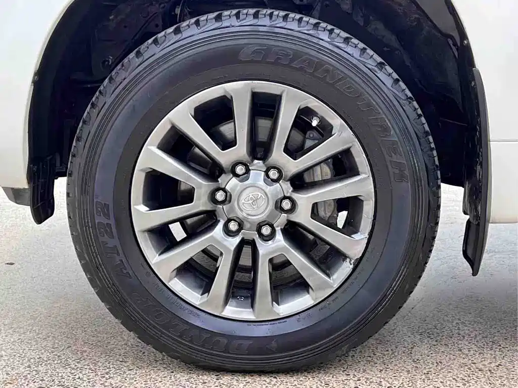 Toyota Prado (Import) — фото 6