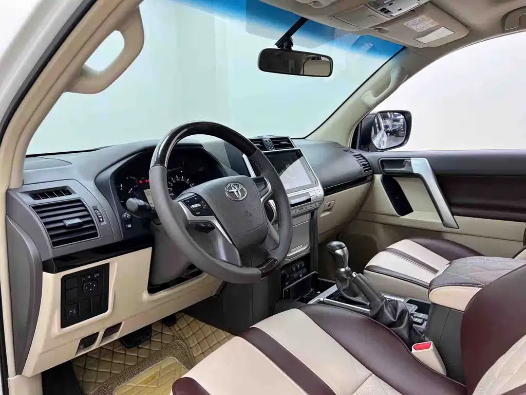 Toyota Prado (Import) — фото 9