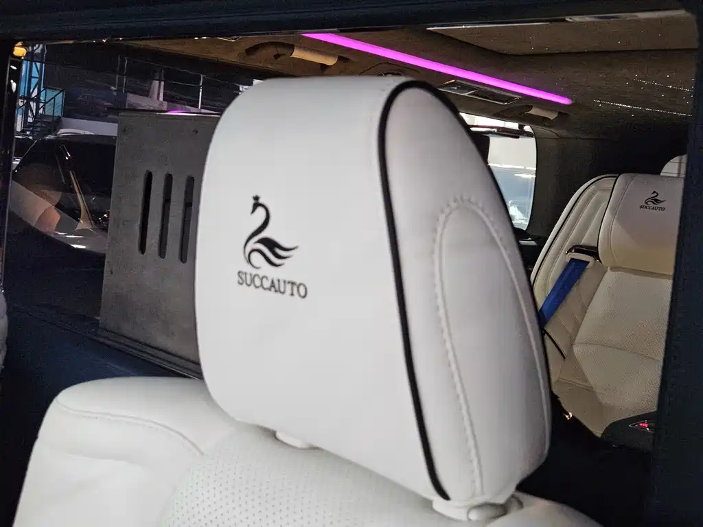 Toyota Alphard — фото 13