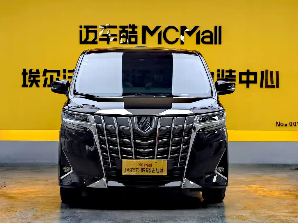 Toyota Alphard — фото 2