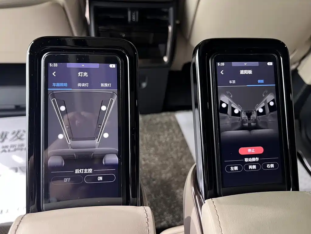 Toyota Alphard — фото 32