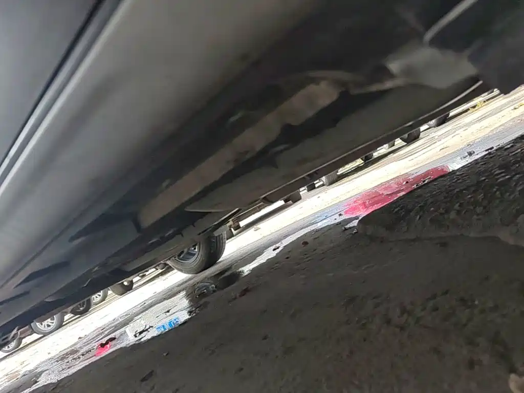 Toyota Yaris L — фото 21
