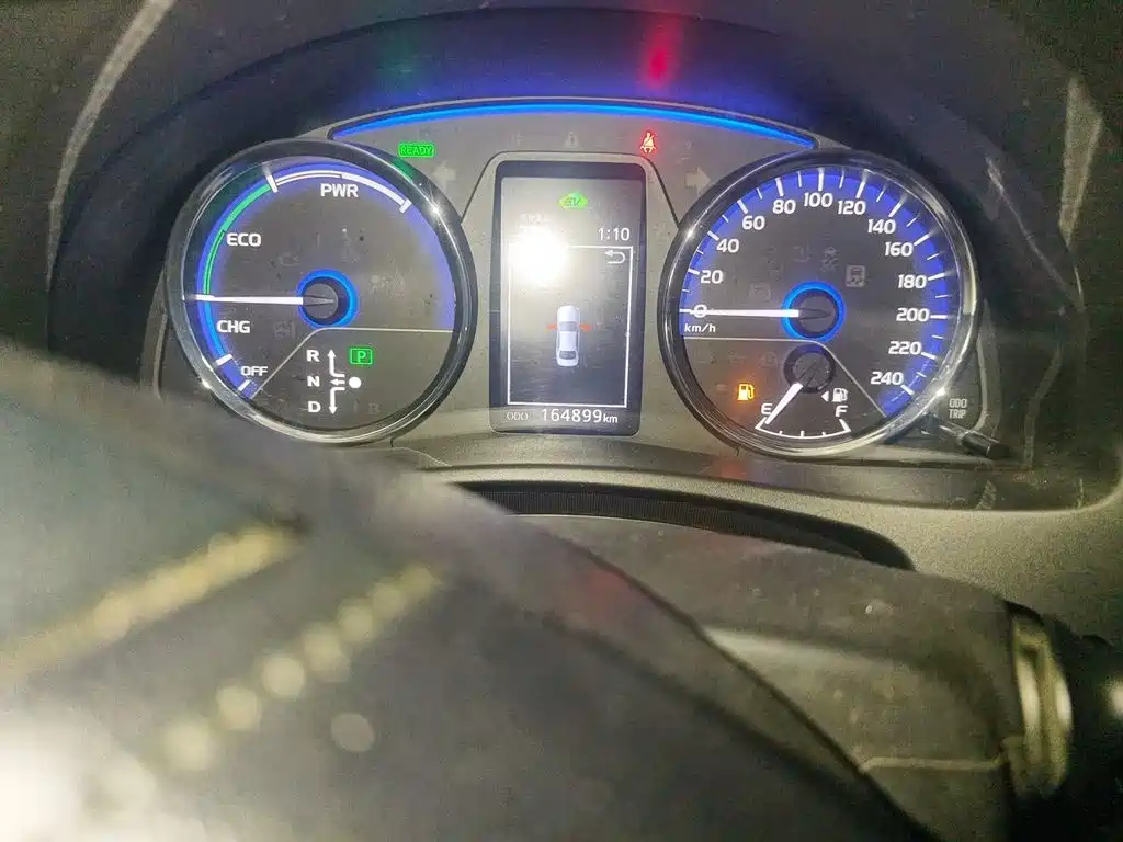 Toyota Corolla Hybrid — фото 5