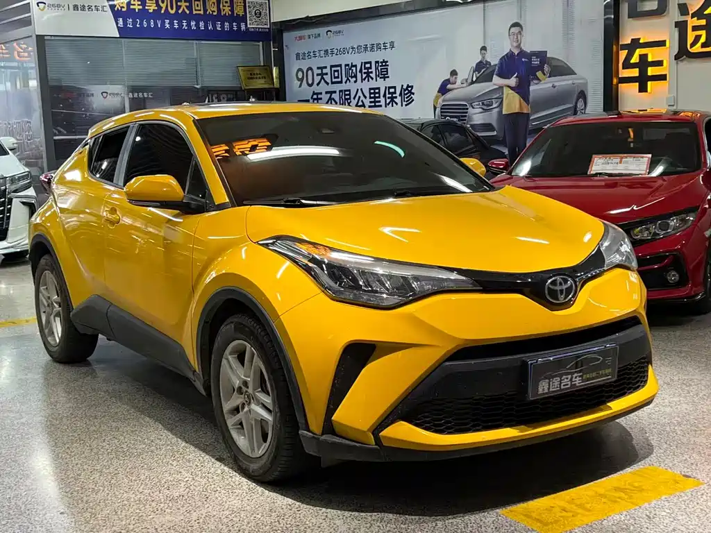 Toyota C-HR — фото 3