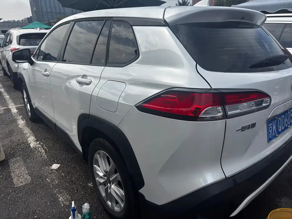 Toyota Corolla Cross — фото 13