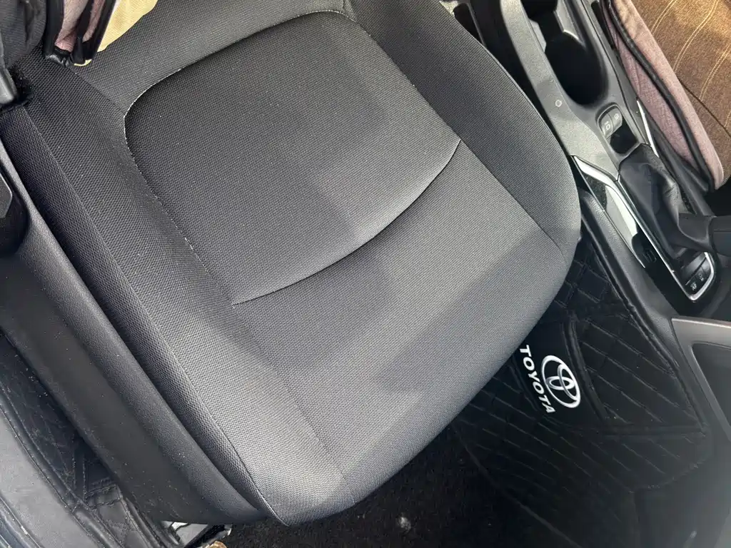 Toyota Corolla Cross — фото 4
