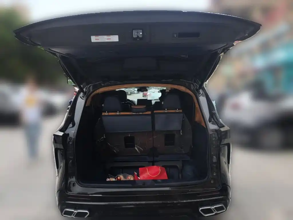 Toyota Sienna — фото 10