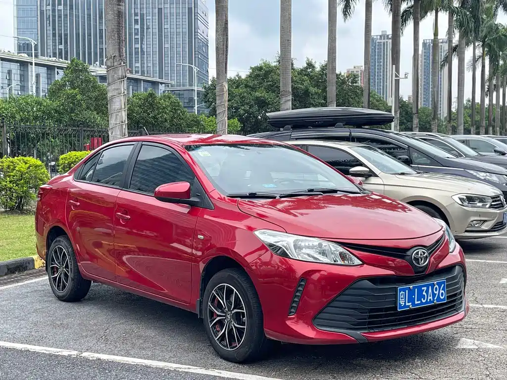 Toyota Vios — фото 3