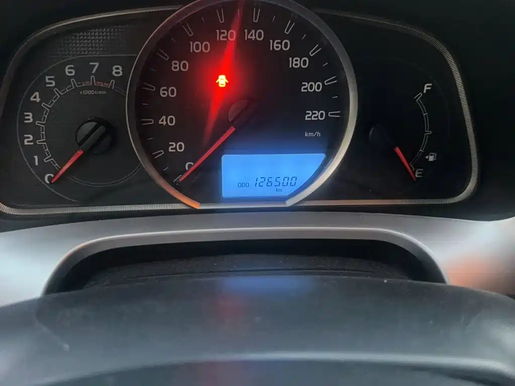 Toyota RAV4 — фото 3