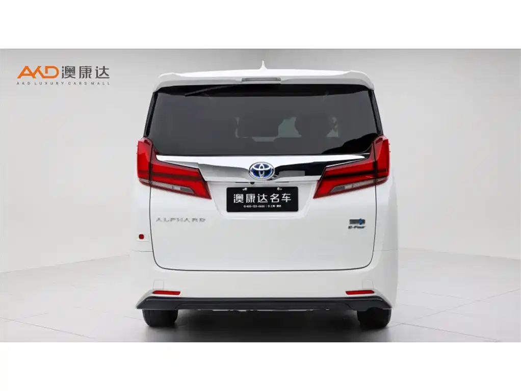 Toyota Alphard — фото 4