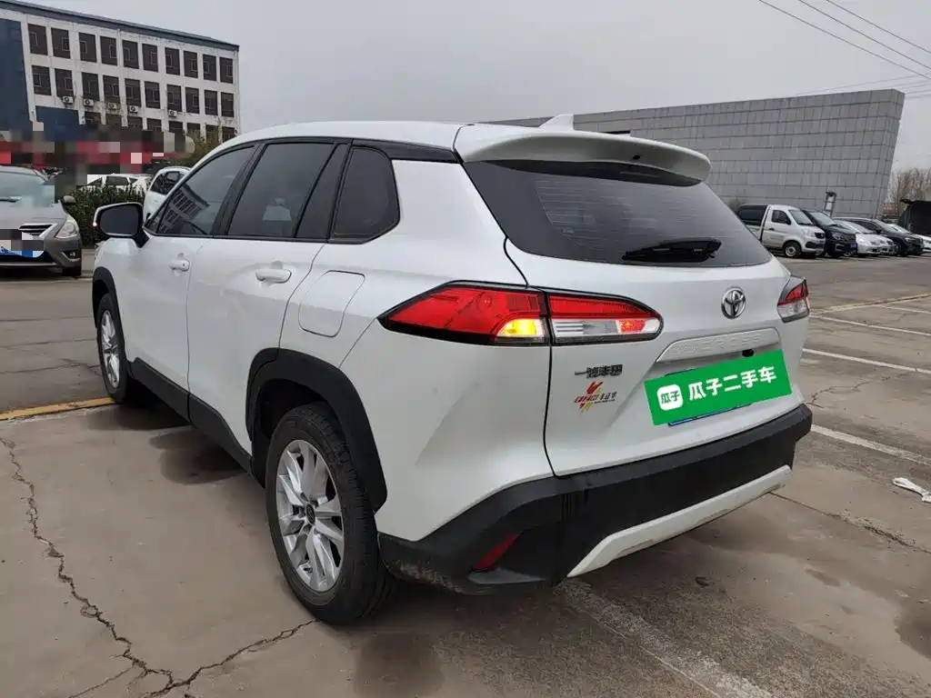 Toyota Corolla Cross — фото 23