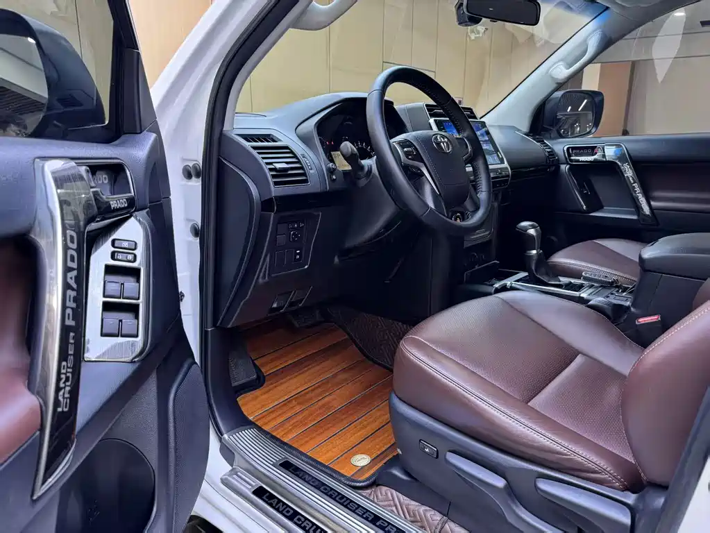 Toyota Prado (Import) — фото 6