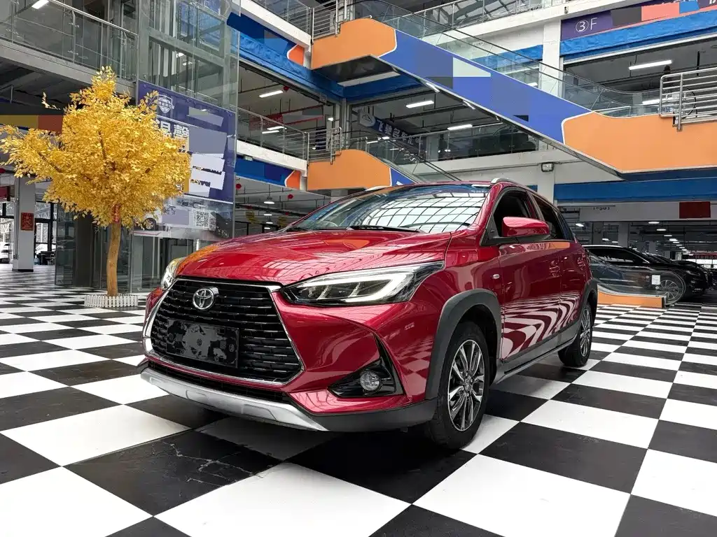 Toyota Yaris L