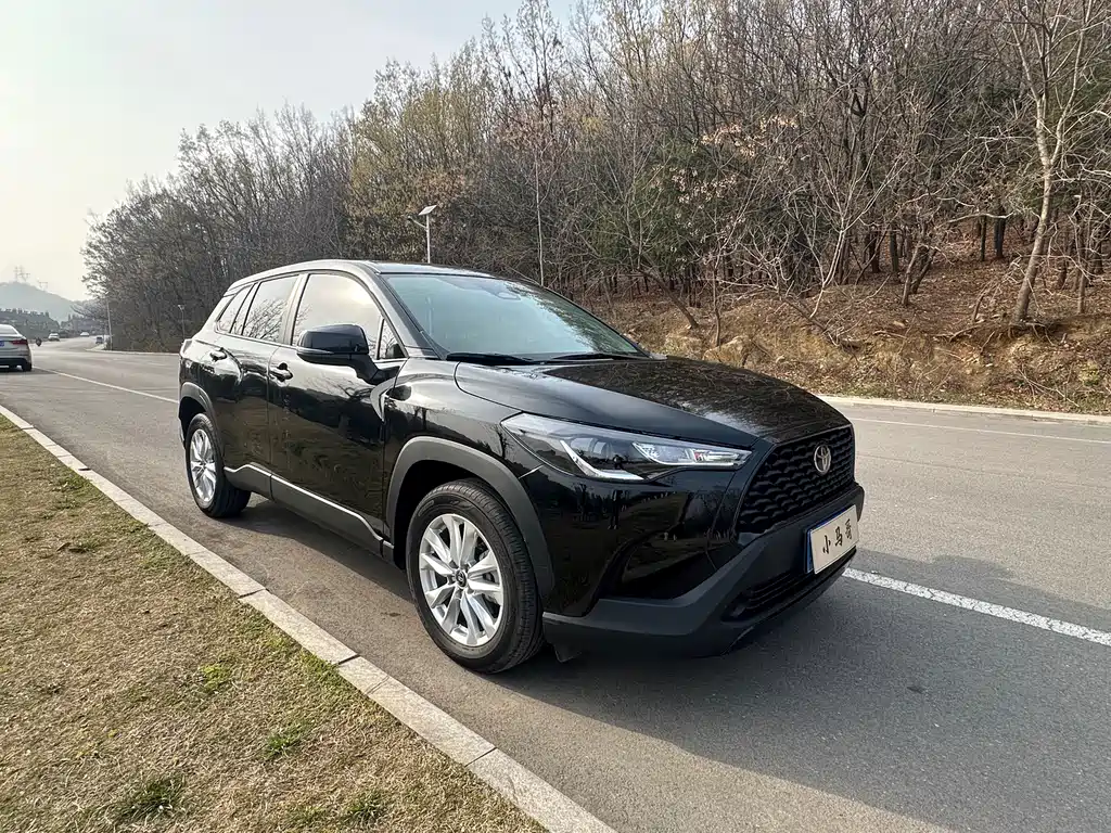 Toyota Corolla Cross — фото 3
