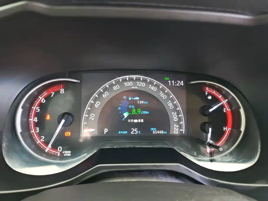 Toyota RAV4 — фото 14