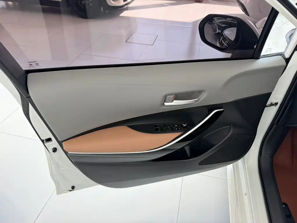 Toyota Levin — фото 10
