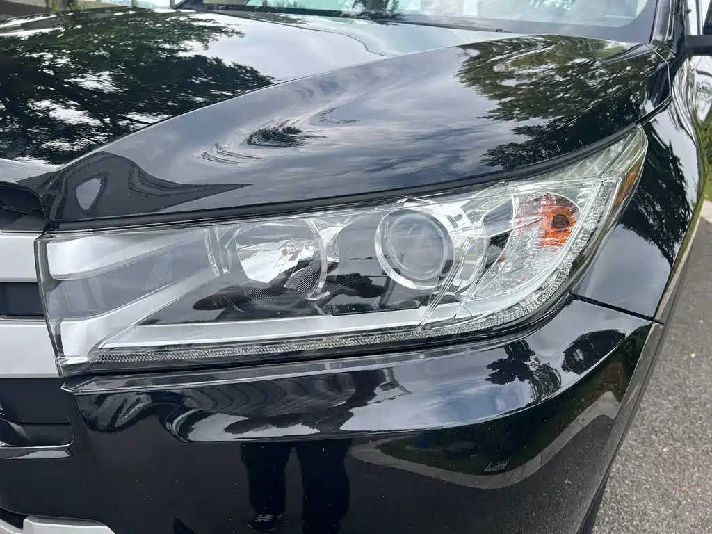 Toyota Highlander — фото 10