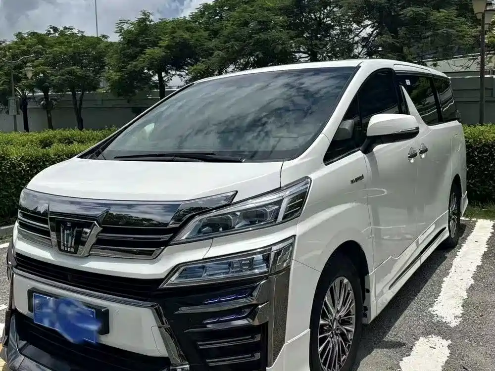 Toyota Vellfire — фото 7