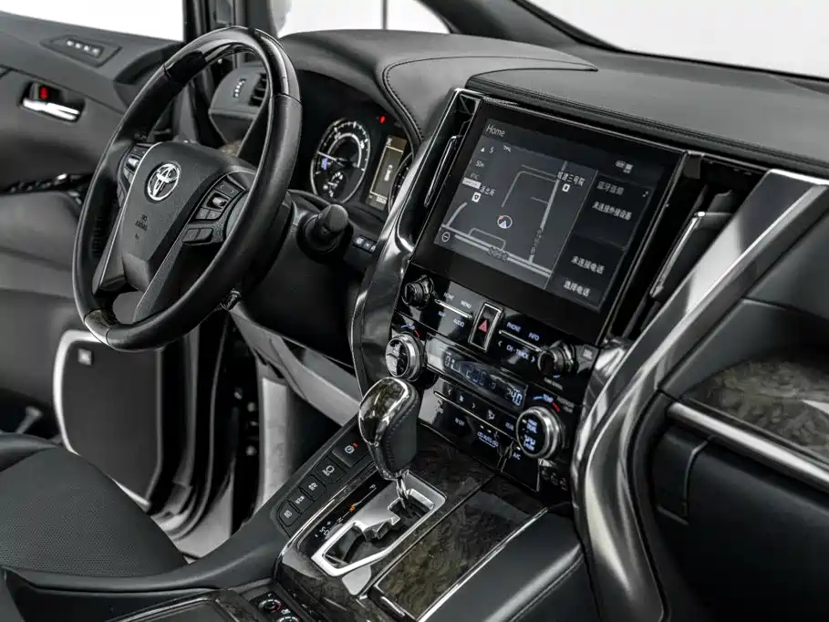 Toyota Vellfire — фото 23