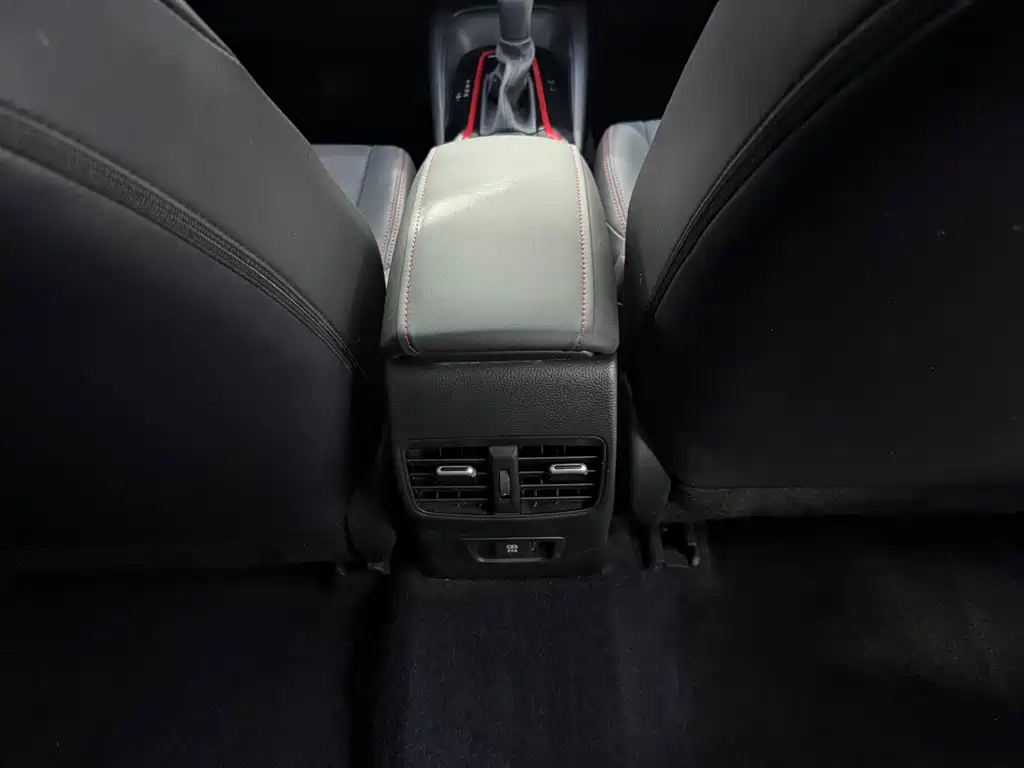 Toyota Levin — фото 18