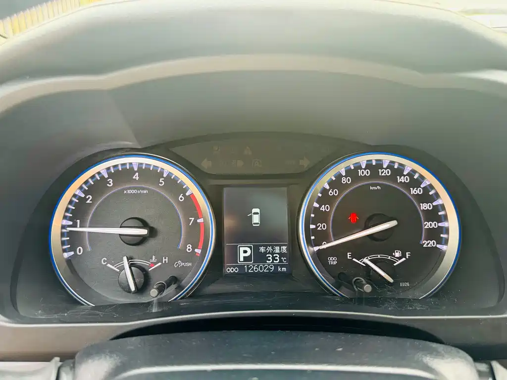 Toyota Highlander — фото 14