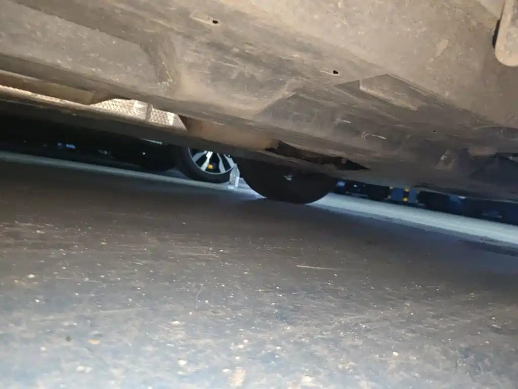 Toyota RAV4 — фото 16