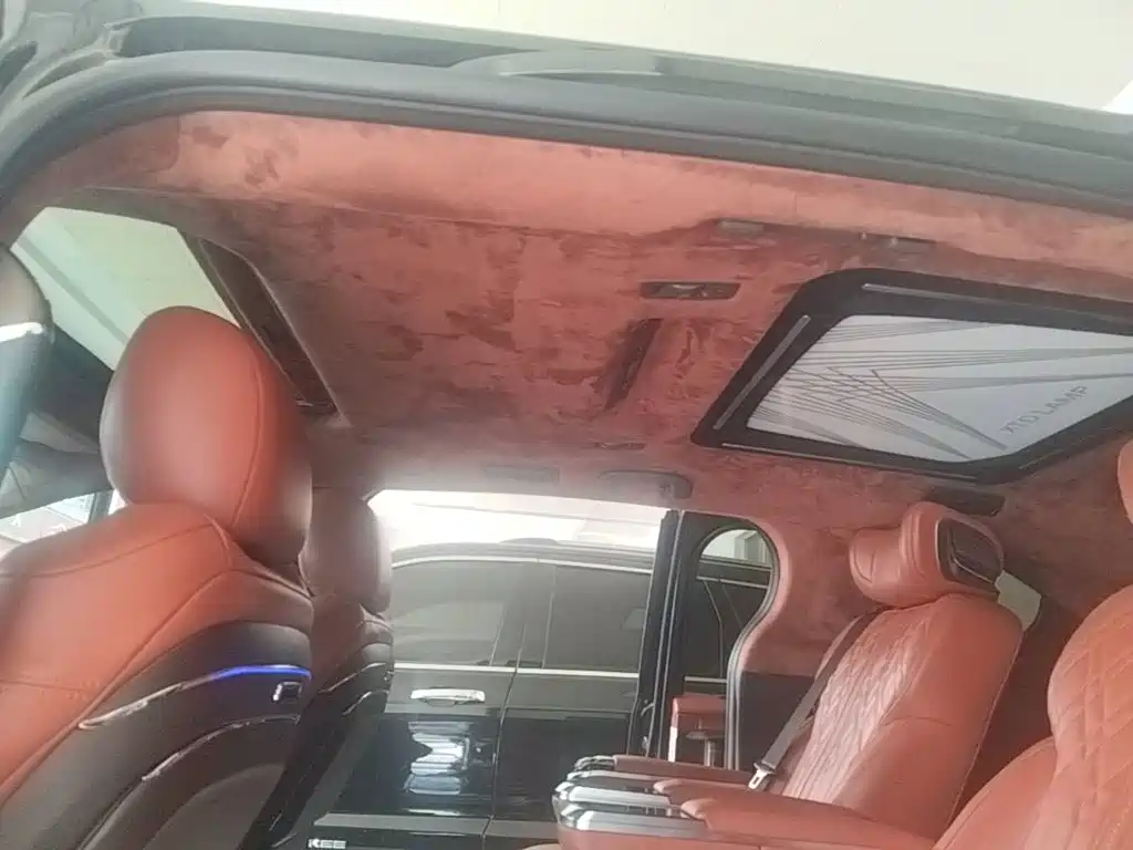 Toyota Granvia — фото 18