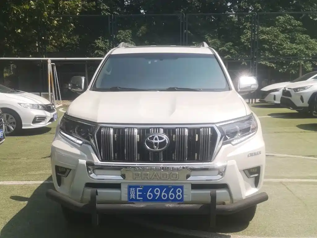 Toyota Prado (Import) — фото 2