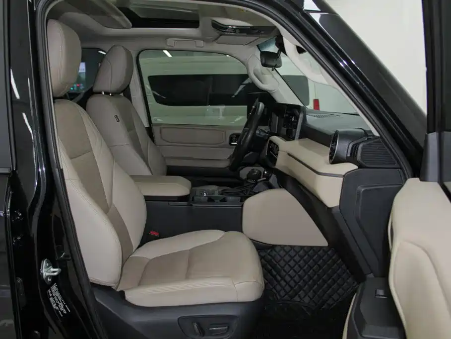 Toyota Prado — фото 10