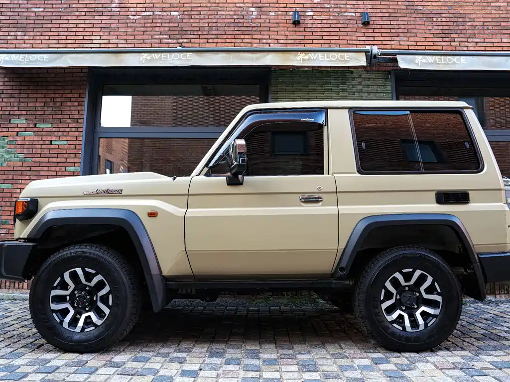 Toyota Land Cruiser — фото 2