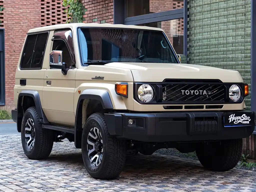 Toyota Land Cruiser — фото 5