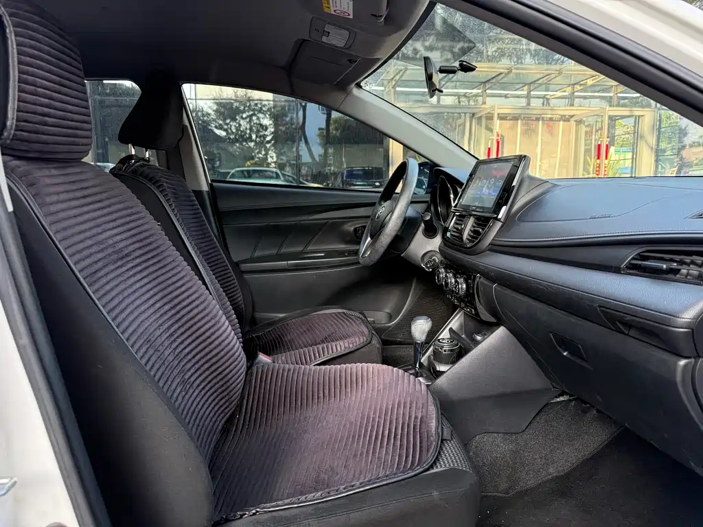 Toyota Vios FS — фото 15
