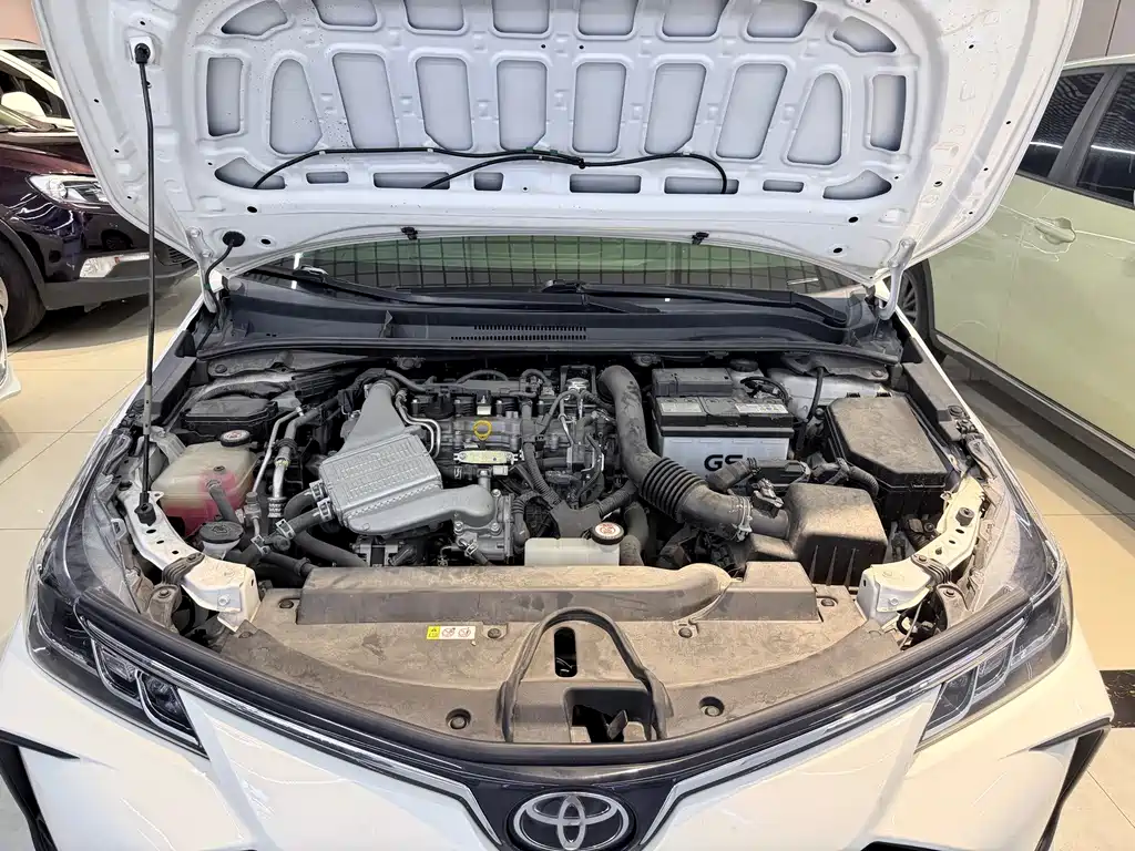 Toyota Corolla — фото 9