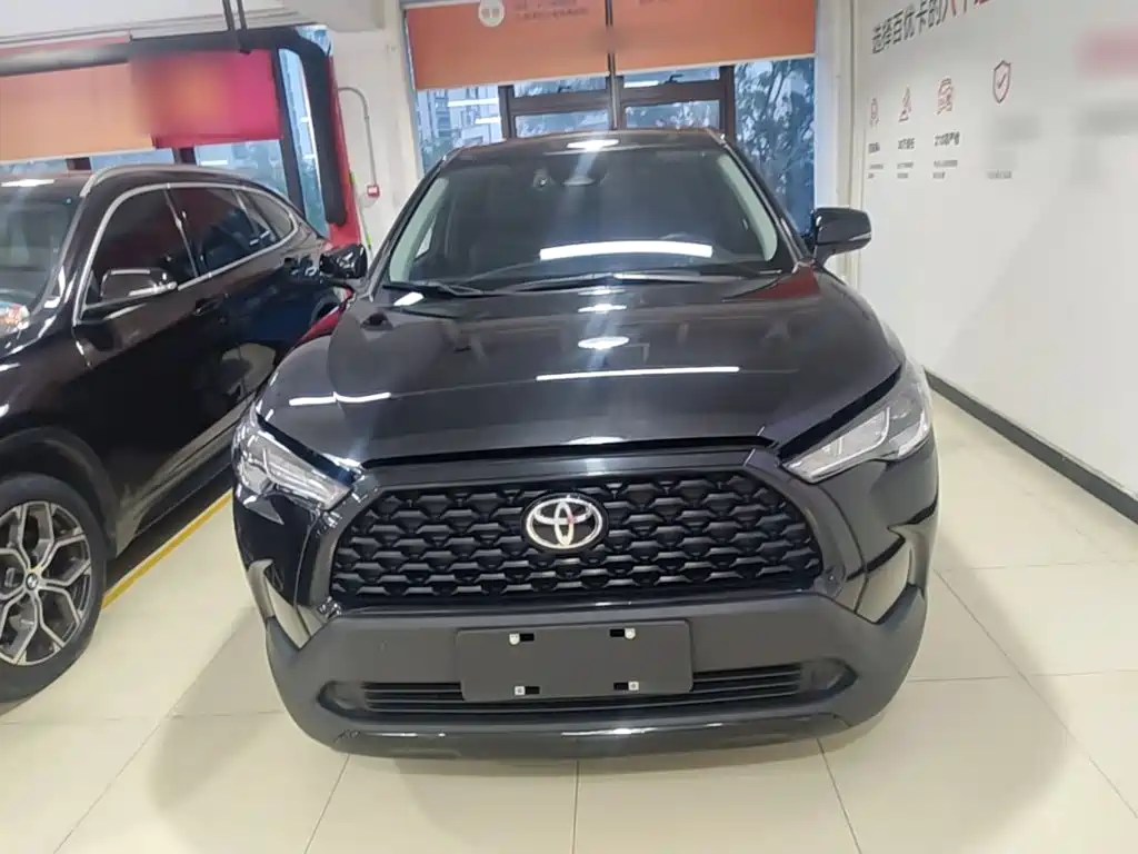 Toyota Corolla Cross — фото 3