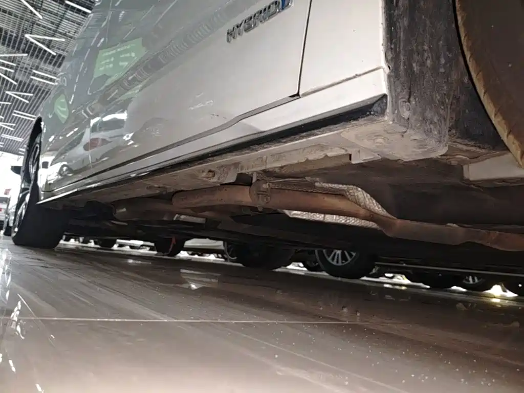 Toyota Granvia — фото 19